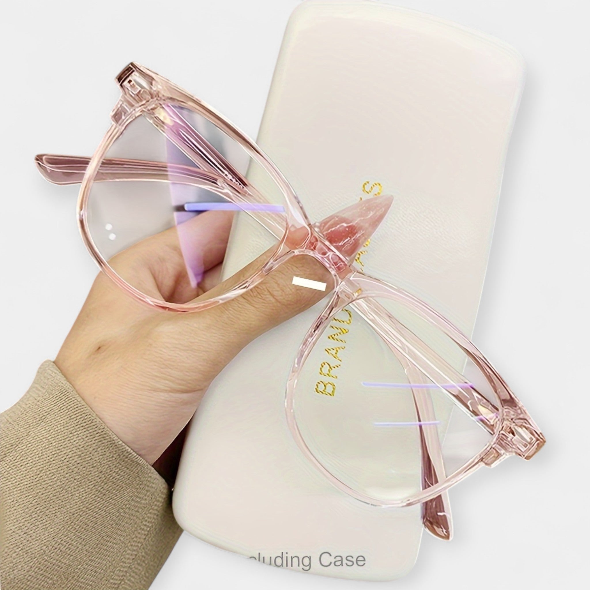 Alena Joensuu brýle