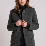 Fiora™ kabát – Nadčasová eleganc