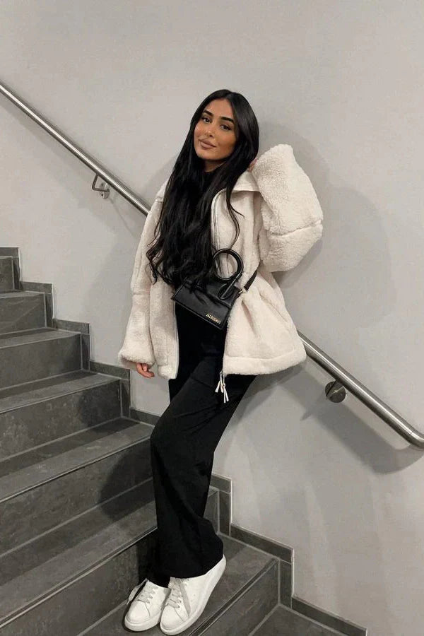 Kaja™ teddy plášť – Měkký & nadčasový