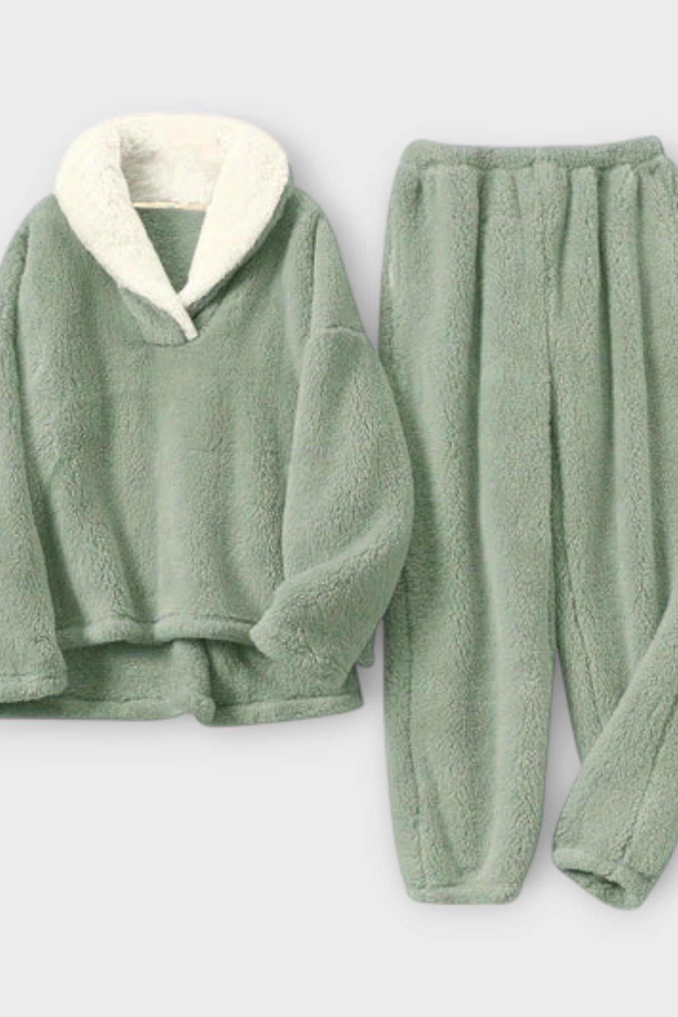 Karolina Dlouhorukávové sety