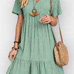 Kostkované šaty s V výstřihem