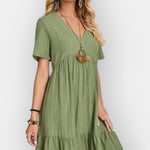 Kostkované šaty s V výstřihem