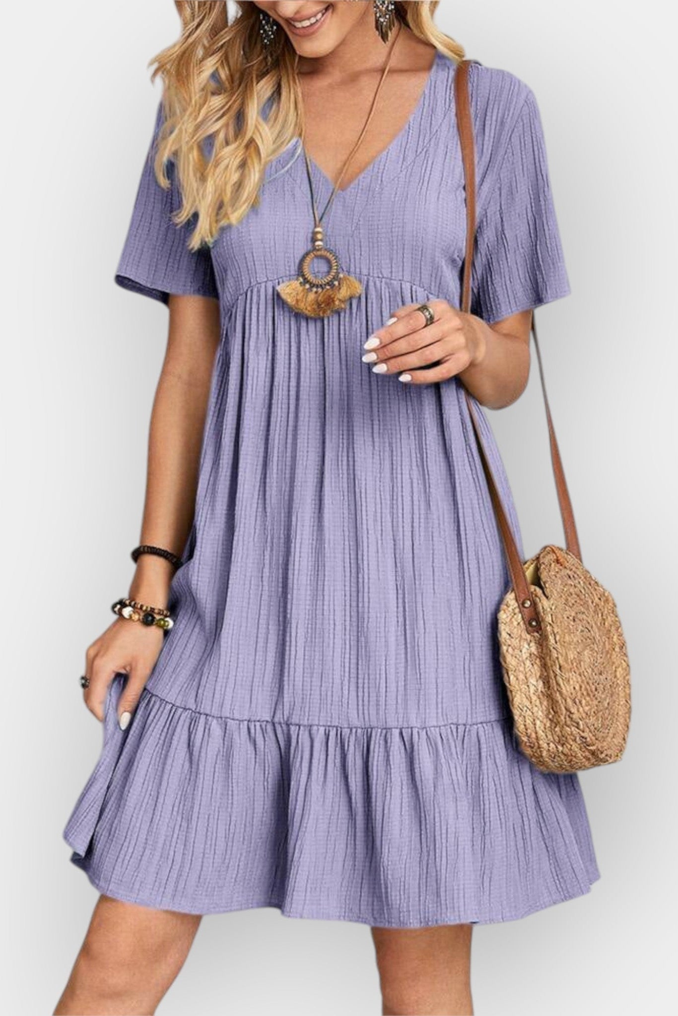 Kostkované šaty s V výstřihem