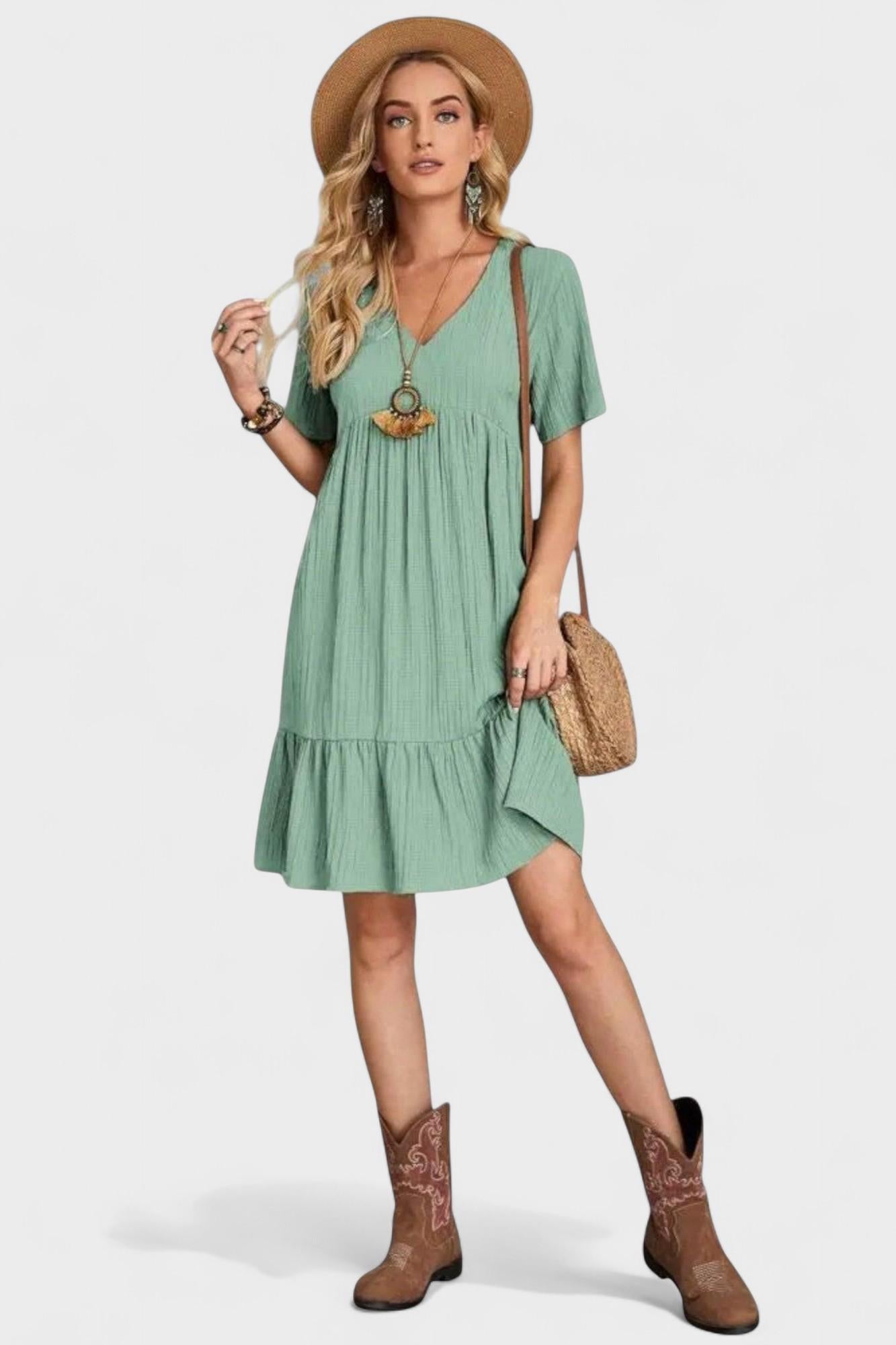 Kostkované šaty s V výstřihem