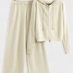 Liana™ | Pletená souprava se strassovými detaily