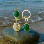 Náušnice s kapkami a asymetrickým designem