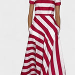 Ručně vyráběné pruhované dlouhé šaty